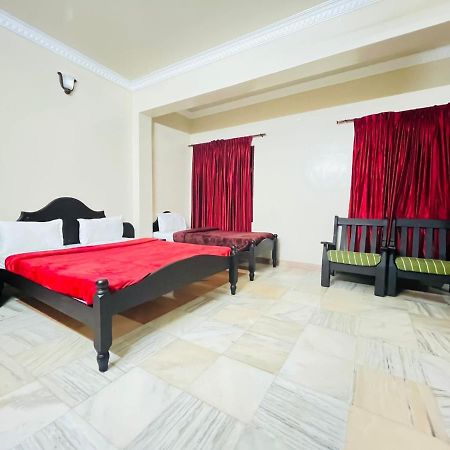 Hotel Hill Town Coorg มาดิเครี ภายนอก รูปภาพ