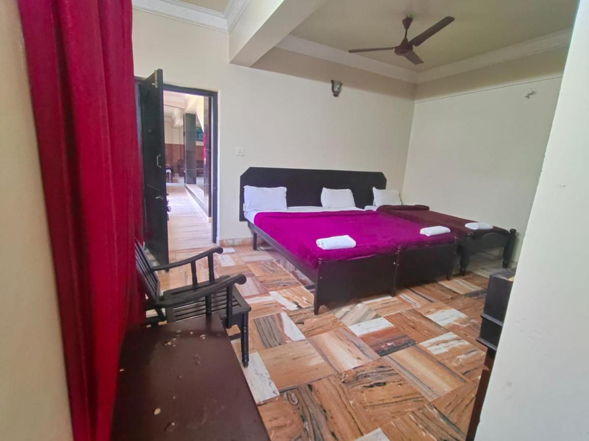 Hotel Hill Town Coorg มาดิเครี ภายนอก รูปภาพ