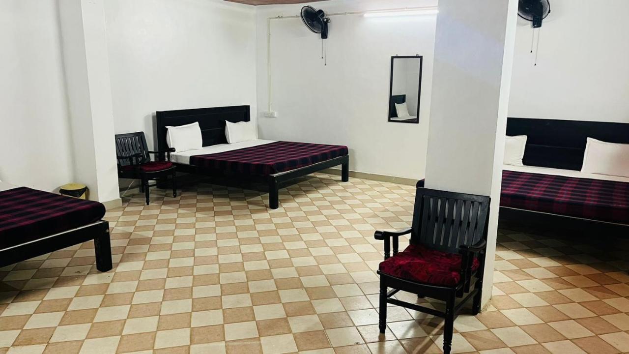Hotel Hill Town Coorg มาดิเครี ภายนอก รูปภาพ