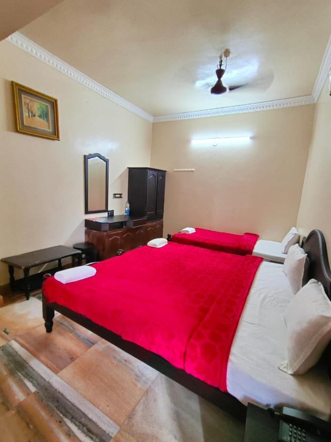Hotel Hill Town Coorg มาดิเครี ภายนอก รูปภาพ